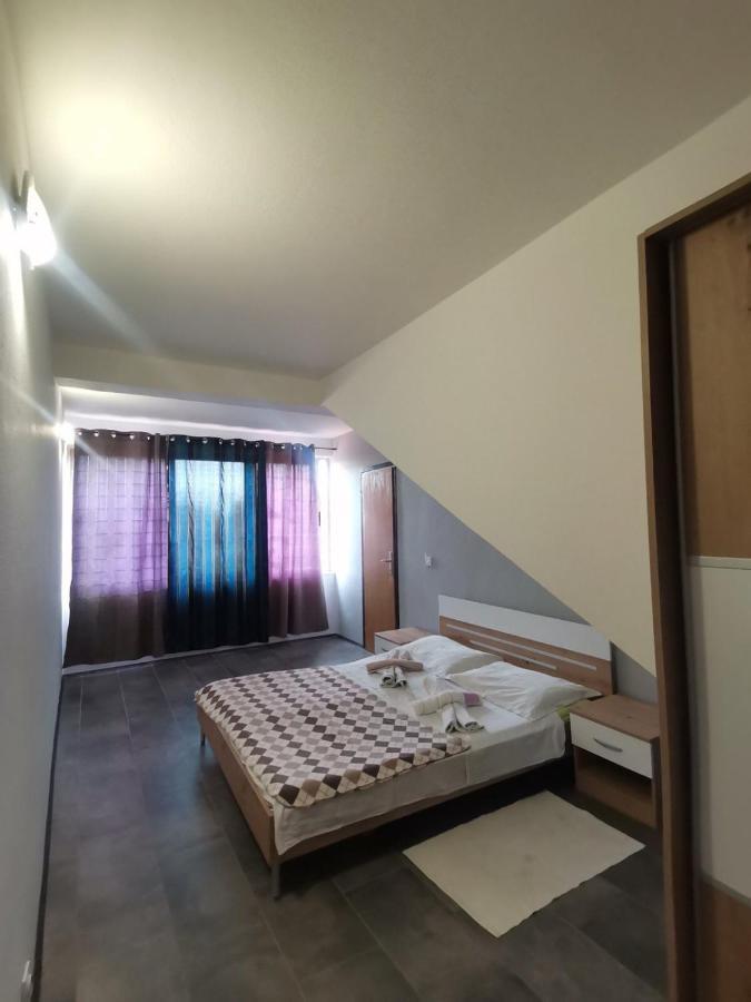 Apartments Zeljka Mundanije المظهر الخارجي الصورة