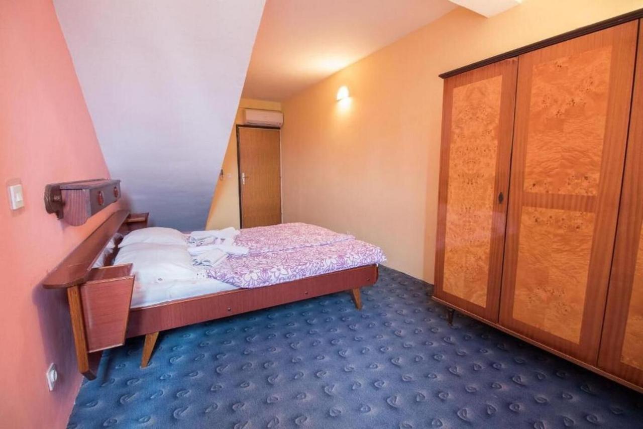 Apartments Zeljka Mundanije المظهر الخارجي الصورة
